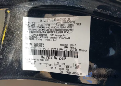 2008 Ford Focus Se/Ses z USA, uszkodzony, nr VIN 1FAHP35N18W125558